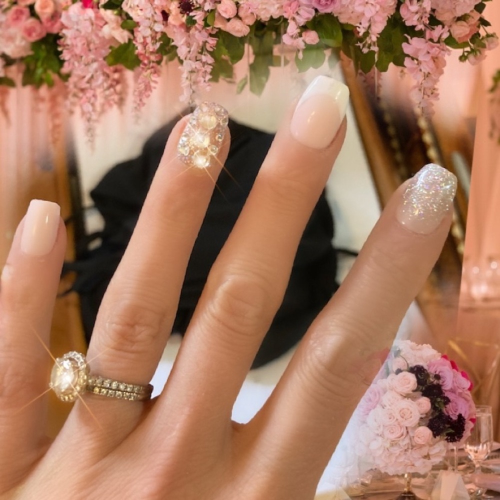 Press on nails - size L - from Etsy